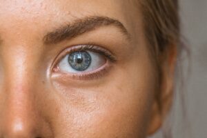 Lire la suite à propos de l’article Comment choisir un chirurgien pour une blépharoplastie ?
